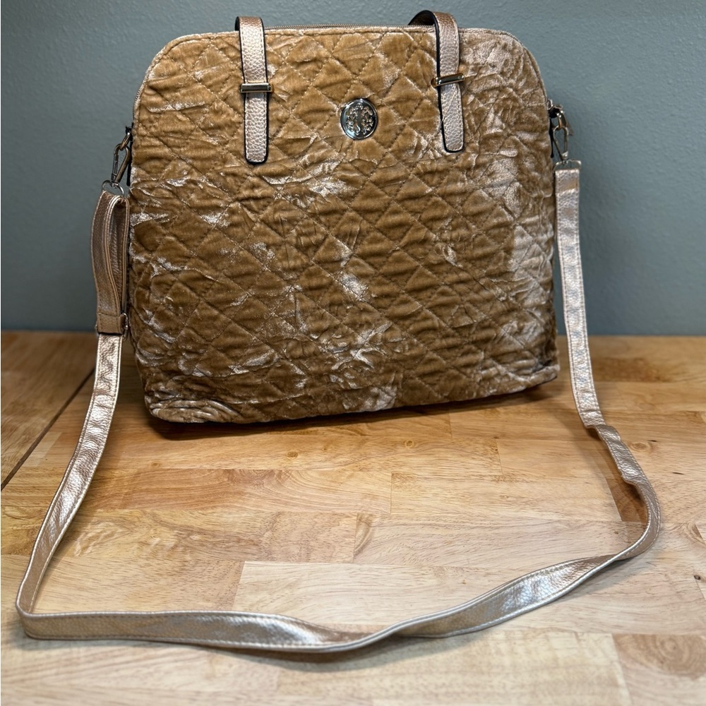 Quilted Metallic Gold Crossbody Bag - Picture 1 of 9